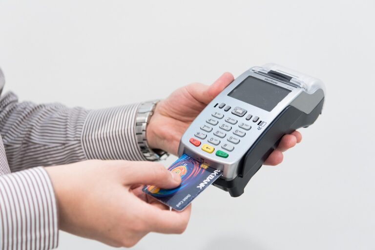 クレジットカードのポイントを効率よく貯めるにはどのカードがいい？